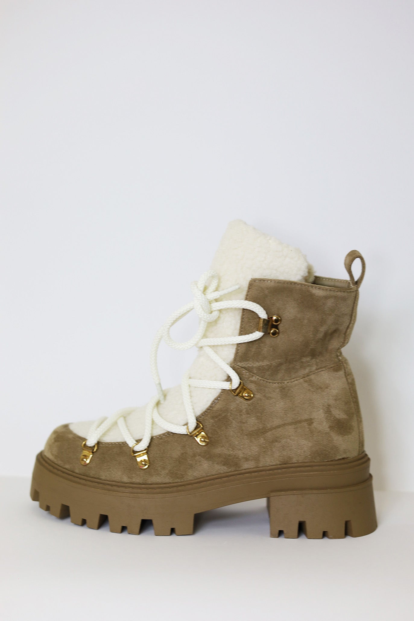 Brown Boot with White Fur