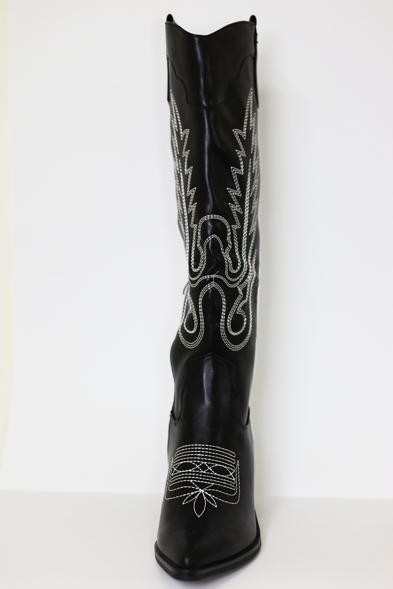 Black Texana with Seam